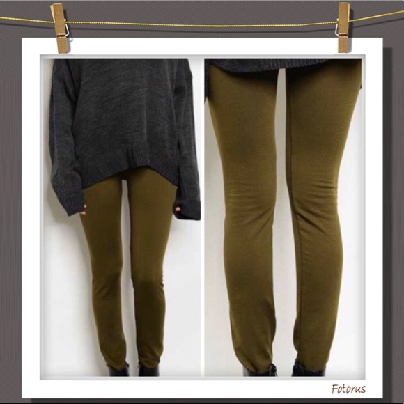 🌟 BUNDLE ONLY Olive Colored Fleece Leggings - Picture 3 of 9